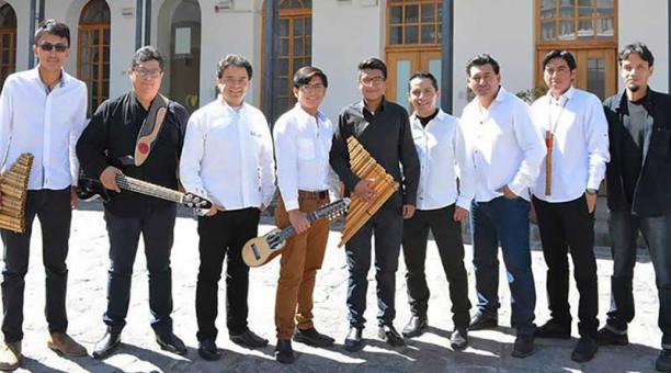 La agrupación se formó en el barrio de San Juan, a inicios de los años 90, por un grupo de adolescentes. Foto: cortesía de cantares del viento
