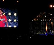 A las 21:30 una voz daba la bienvenida a Bruno Mars, en medio de gritos y la emoción del público ecuatoriano. Foto: Galo Paguay / ÚN