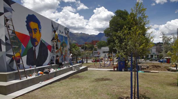 Las obras en el parque (La Floresta) José Navarro incluyen juegos infantiles, áreas verdes, pintura, entre otros. Foto: Patricio Terán/ÚN