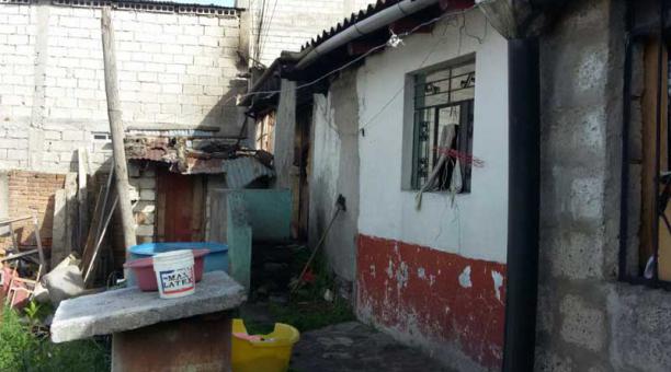 El techo, las paredes, la cama y algunas sillas fueron afectadas por el incendio. Foto: Eduardo Terán / ÚN