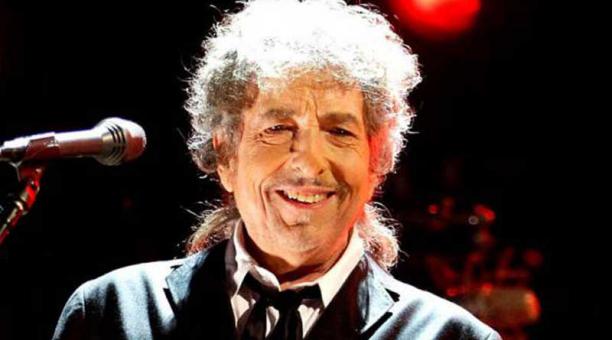 Bob Dylan no asiste a ceremonia de homenaje a los Nobel en la Casa Blanca. Foto: AFP