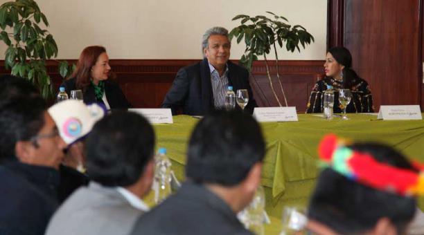 Lenín Moreno se reunió con los dirigentes de los sectores indígenas. Pavel Calahorrano / ÚN