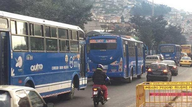 El paro de los buses de servicio urbano se suspendió. Foto: Referencial / ÚN