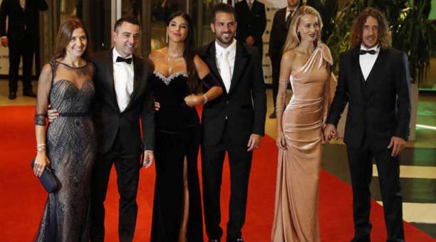 Xavi, Fábregas, Puyol y sus señoras fueron algunos de los 260 invitados al casorio. Foto: Internet