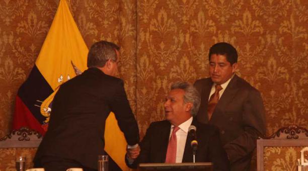 El presidente Lenín Moreno preside una reunión en el salón de banquetes del Palacio de Carondelet. Foto: Archivo ÚN