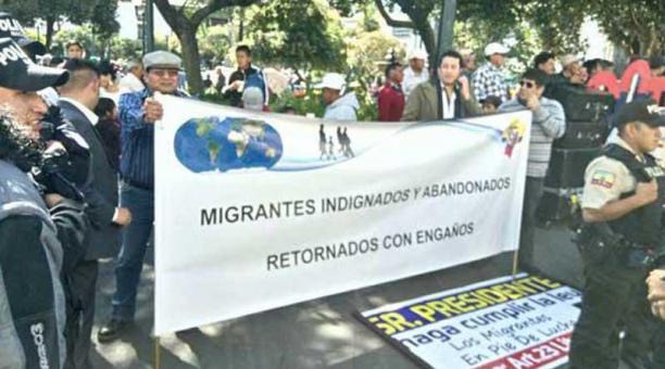 Un grupo de migrantes acudió este 18 de diciembre de 2017 a manifestarse en la Plaza Grande con motivo del Día del Migrante. Foto: Diego Bravo / ÚN