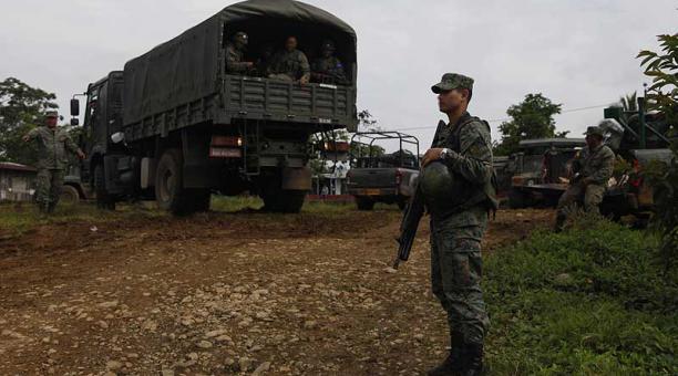 La presencia militar en la frontera con Colombia se incrementó desde el 27 de enero, cuando se dio el primer ataque en Esmeraldas. Foto: archivo Galo Paguay / ÚN