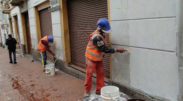 Los trabajos se realizan en calles y avenidas del Centro de Quito. Foto: cortesía Municipio de Quito
