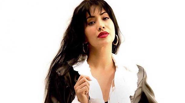 La actriz Maya Zapata da vida a Selena Quintanilla. Foto: Instagram Maya Zapata