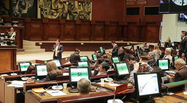 Con 86 votos a favor, la Asamblea anuló las condecoraciones de Pólit, Chiriboga y Fernández. Foto: cortesía Asamblea Nacional