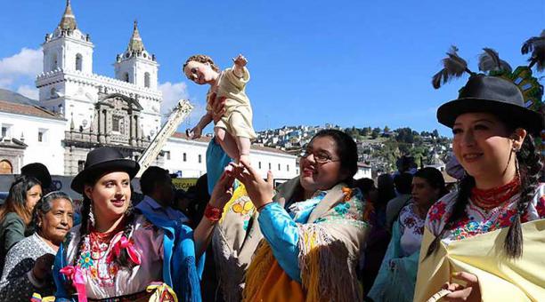 La fiesta Reyes en Romance Familiar se celebra, cada año, en el Centro de Quito. Foto: archivo / ÚN
