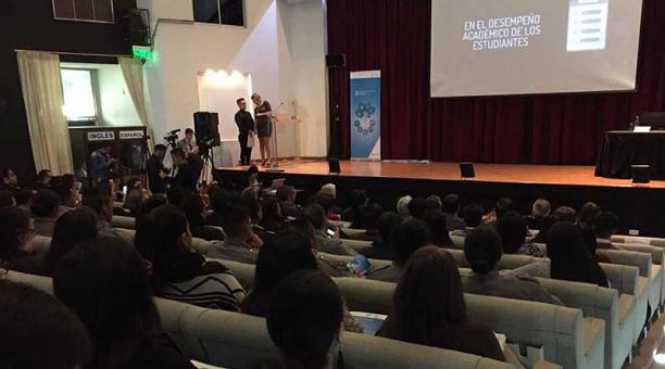 En auditorio del Instituto de Altos Estudios Nacionales albergó el evento. Foto: Betty Beltrán / ÚN