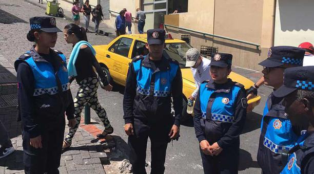 La presencia de agentes de control fue reforzada en La Marín. Foto: Diego Bravo / ÚN