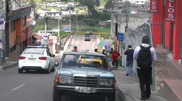 Los vecinos están preocupados por los asaltos en todo el sector. Foto: Eduardo Terán / ÚN