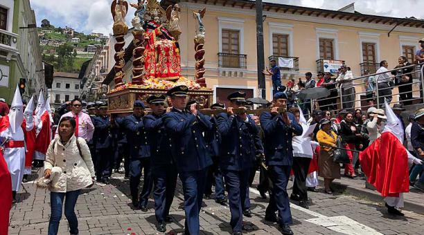 La procesión del Señor de la Justicia se celebró por las calles del Centro Histórico de Quito. Foto: Ana Guerrero / ÚN