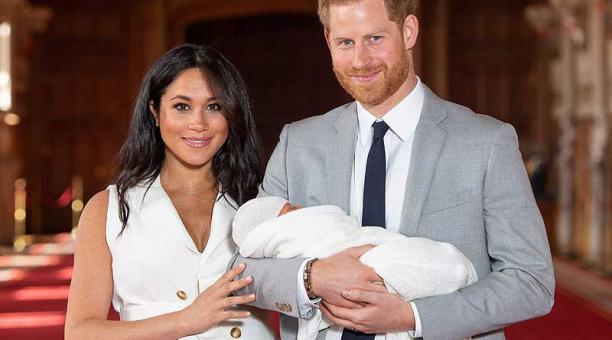 La pareja real no reveló el nombre del bebé, que nació la madrugada del lunes 6 de mayo. Foto: AFP