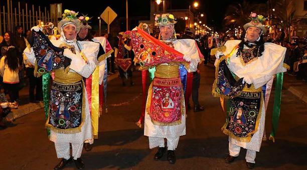 Personajes tradicionales, como danzantes, participarán en la toma simbólica de las calles. Foto: cortesía / GAD Riobamba