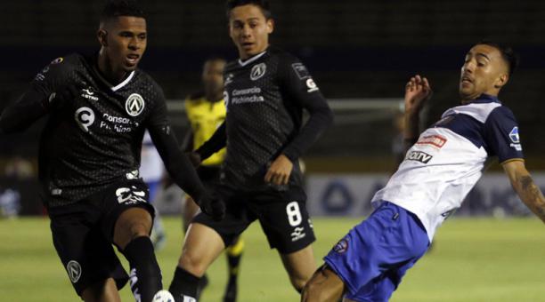 El partido se jugó la noche del 15 de julio del 2019 en el estadio Atahualpa ante escasa asistencia. Foto: API para ÚN