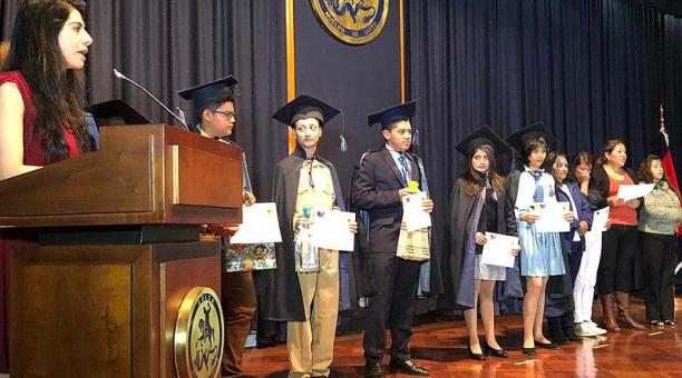 La ceremonia de graduación tuvo lugar ayer, 7 de agosto del 2019, en el auditorio de Solca. Foto: Ana Guerrero / ÚN