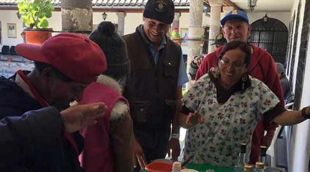 Cada martes y jueves se entrega comida y talleres a los usuarios. Foto: Betty Beltrán / ÚN