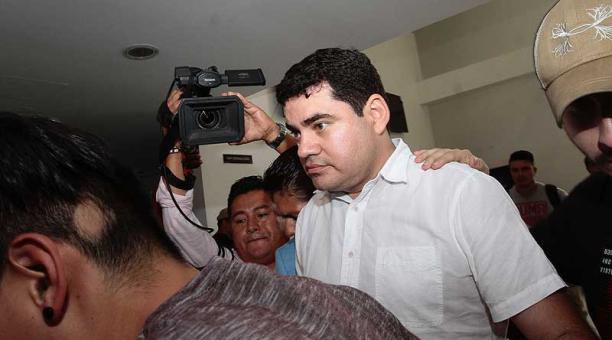 José Carlos Tuárez fue detenido la madrugada del jueves 28 de noviembre del 2019, en Portoviejo, Manabí. Foto: Mario Faustos / ÚN