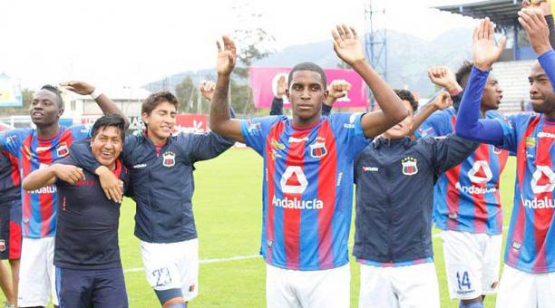 El Deportivo Quito espera tener el apoyo de sus hinchas en el estadio Atahualpa. Foto: Twitter Deportivo Quito