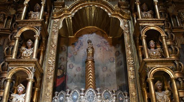 La capilla de la Virgen del Pilar es parte del templo de San Francisco, en el Centro. Fotos: Cortesía instituto Metropolitano de Patrimonio
