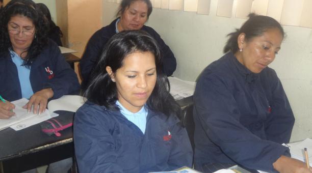 En la educación semipresencial, los alumnos asisten una vez a la semana. Foto: cortesía Municipio de Quito