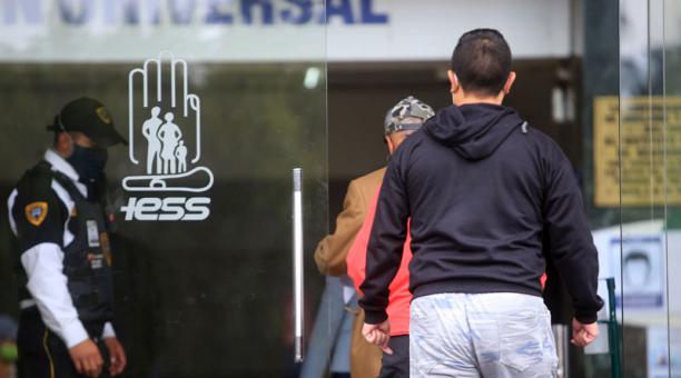 El IESS asegura que cumplirá con pensionistas. Foto: Diego Pallero / ÚN