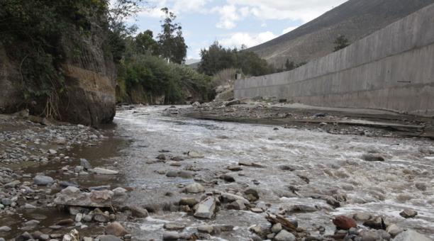 Los ríos Monjas (foto) y Machángara fueron  analizados por los investigadores. Foto: Archivo / ÚN