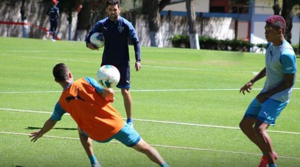 Los jugadores de Liga continúan entrenándose en el complejo de Pomasqui. Foto: cortesía de Liga de Quito