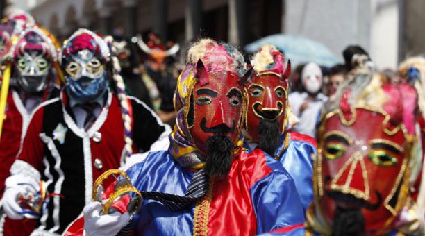 Los diablos de hojalata, uno de los más tradicionales del Ecuador. Foto: archivo / ÚN