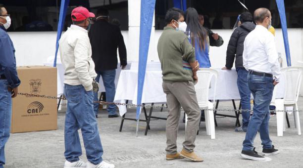 El domingo 15 de noviembre del 2020 se hizo un simulacro de la votación. Foto: Patricio Terán / ÚN