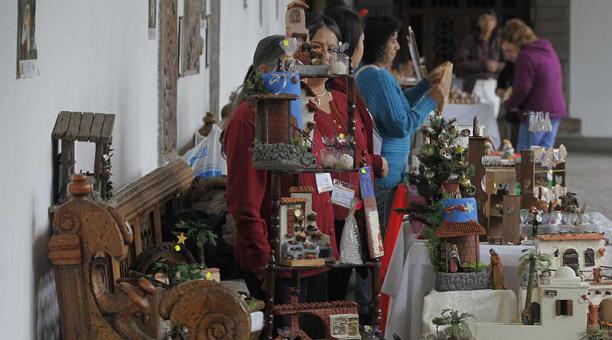 41 ferias se aprobaron en Quito para diciembre del 2020. Foto: archivo / ÚN