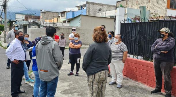 Los vecinos de Barrionuevo llevan tiempo reuniéndose, muy preocupados. Foto: cortesía