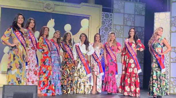 Las 10 candidatas a Reina de San Francisco de Quito 2021-2022 se presentaron el 9 de noviembre del 2021. Foto: cortesía Municipio de Quito