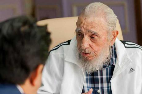 Imagen publicada por un periódico cubano el 22 de septiembre de 2016 muestra al ex presidente Fidel Castro. Foto: AFP
