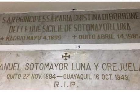 Las tumbas de María Cristina y de Manuel se  encuentran juntas en la iglesia de Santa Teresita. Foto: Betty Beltrán / ÚN