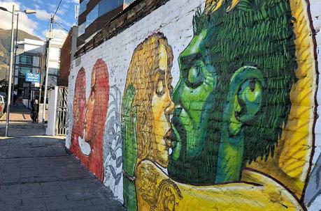 El mural de gran formato se pintó ayer, 5 de septiembre del 2019, y el artista Apitatán se demoró alrededor de 10 horas. Foto: Eduardo Terán / ÚN