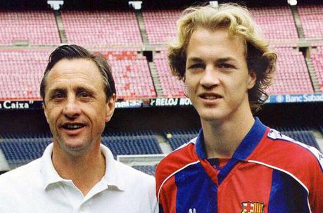 La leyenda del fútbol Johan Cruyff junto a su hijo Jordi, candidato a DT de la Tricolor. Foto tomada de Internet