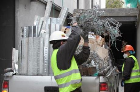 Material de construcción no usado se recicla. Foto: cortesía del Municipio de Quito