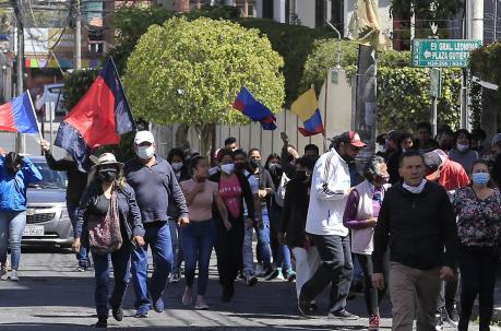 Gente protestó contra Yunda cerca de la CC. Foto: Diego Pallero / ÚN