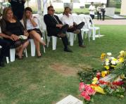 Los familiares asistieron a la ceremonia eclesiástica ofrecida por el segundo aniversario de la muerte de Sharon. Foto: Alexander García / ÚN