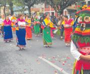 Danza y vacas locas son parte de las tradiciones en Conocoto. Foto: Ana Guerrero/ÚN