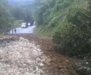 Foto cortesía de MTOP del deslizamiento de tierra en la vía Calacalí km 70.