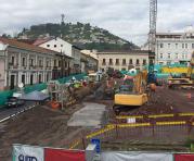 En la plaza del Centro avanzan obras de construcción del Metro. Fotos: Betty Beltrán/ÚN