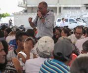 Glas estuvo con militantes del Guayas, el sábado. Foto: Enrique Pesántez / ÚN