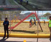 Los juegos de plástico se mantienen en ciertos parque en el norte de Quito. Foto: ÙN