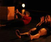 La obra ‘Máxima’ es dirigida por el bailarín Óscar Santana. En esta pieza se explora las posibilidades que hay en el  movimiento. Foto: Archivo / ÚN