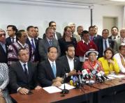 Los 63 legisladores de oposición ratifican la presentación de un nuevo juicio político en contra de Jorge Glas. Foto: ÚN